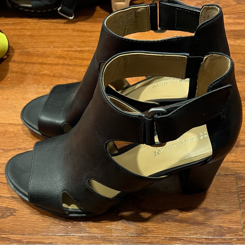 Naturalizer Strappy Heeled Sandals